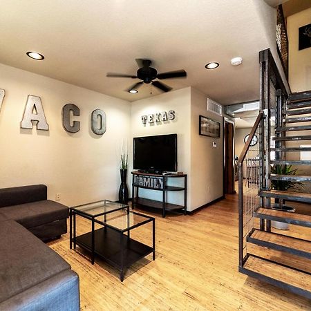 Aparthotel 1700 South 2Nd Waco Esterno foto
