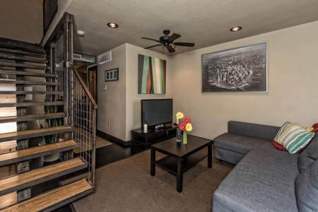 Aparthotel 1700 South 2Nd Waco Esterno foto