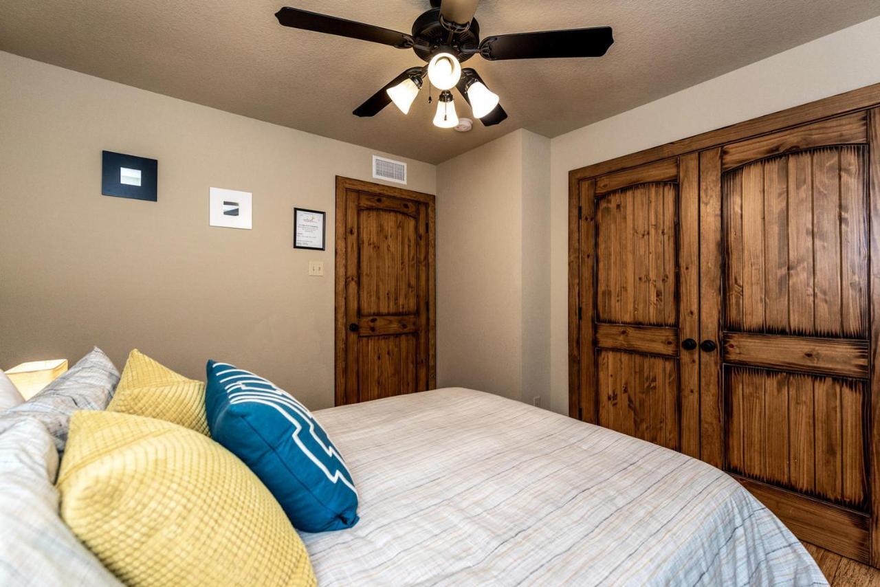 Aparthotel 1700 South 2Nd Waco Esterno foto